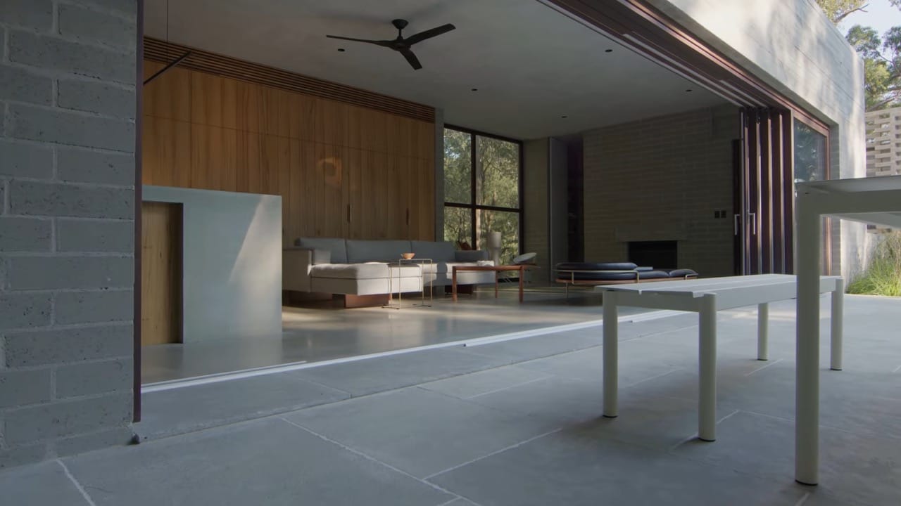 A Home in the Bush Designed as a Fireproof Sanctuary House Tour