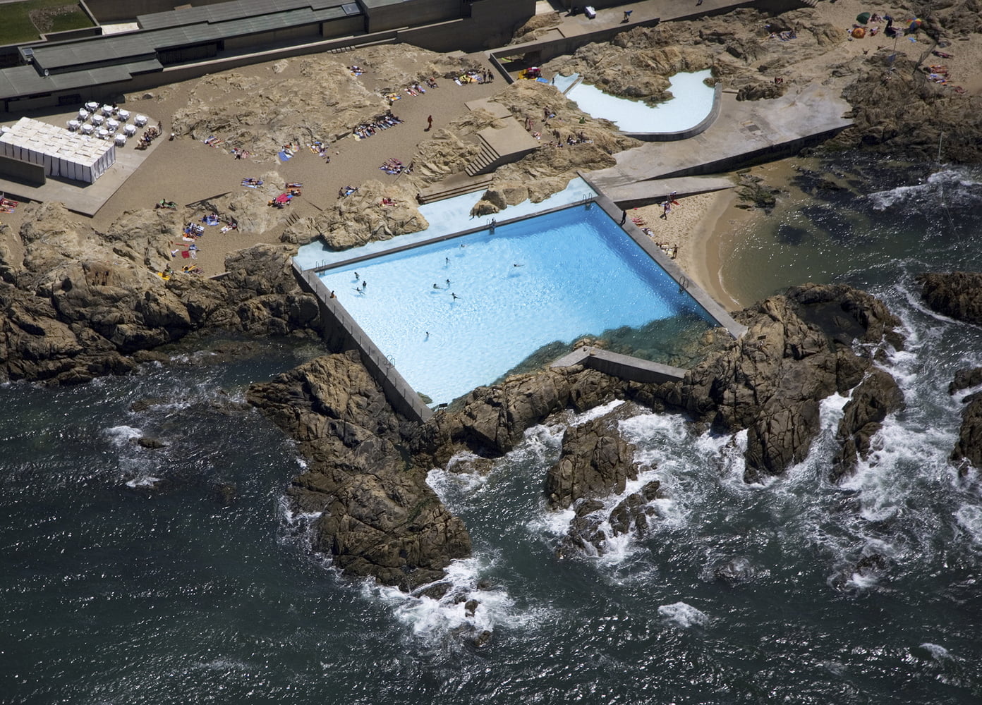 Public pools on the coast